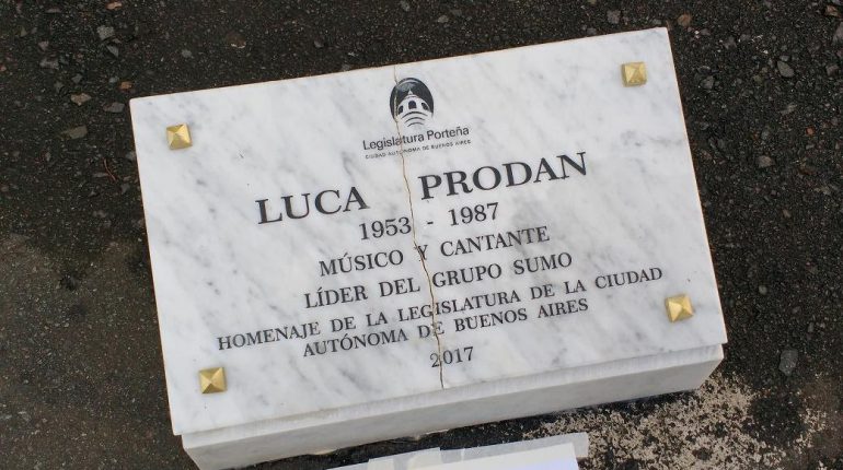 luca-prodan-homenaje-legislatura-abril-2017-2